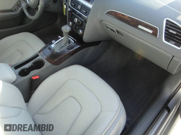 2016 Audi A4 Premium с VIN WAUBFAFL2GN004XXX, выставлен на аукционе Copart как лот 59955865 с пробегом 66 500 миль миль и Списание • Salvage title. История ставок и продаж доступна на DreamBid. Изображение 8.