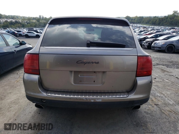 2004 Porsche Cayenne with VIN WP1AA29P74LA21332, listed as a Copart auction lot 74821344 with 116,888 mi miles and Clean Title. Bid and sale history available at carsss.com. Image 6.