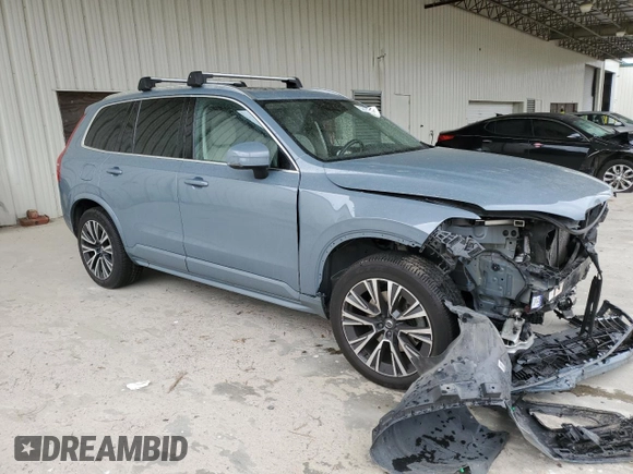 2020 Volvo XC90 Momentum with VIN YV4102CK8L1606249, listed as a Copart auction lot 52129065 with 83,256 mi miles and Salvage Title. Bid and sale history available at DreamBid. Image 4.