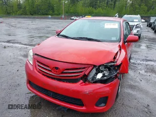 2013 Toyota Corolla L z VIN 2T1BU4EE7DC944351, wystawiony jako IAAI lot #42317905 z przebiegiem 115 632 mil mil oraz . Historia ofert i sprzedaży dostępna na DreamBid. Obrazek 6.