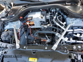 2024 BMW i5 eDrive40 z VIN WBY33FK02RCR43716, wystawiony jako Copart lot #68262434 z przebiegiem Nie podano mil oraz Szkody całkowita. Historia ofert i sprzedaży dostępna na DreamBid. Obrazek 12.