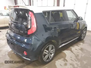 2018 Kia Soul + with VIN KNDJP3A54J7615526, listed as a IAAI auction lot 41745034 with 58,460 mi miles. Bid and sale history available at carsss.com. Image 4.