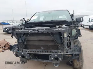 2019 Chevrolet Silverado 1500 High Country with VIN 1GCUYHEL7KZ375930, listed as a IAAI auction lot 41431934 with 1 mi miles. Bid and sale history available at carsss.com. Image 6.