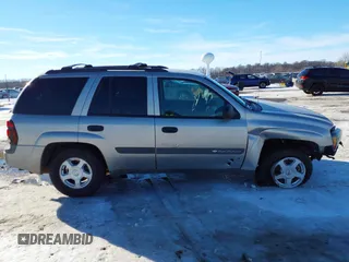 2003 Chevrolet TrailBlazer LS with VIN 1GNDT13SX32136311, listed as a IAAI auction lot 41355242 with 133,817 mi miles. Bid and sale history available at carsss.com. Image 14.