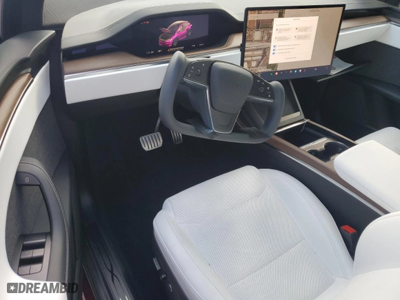 2023 Tesla Model X with VIN 7SAXCBE50PF402119, listed as a Copart auction lot 69883384 with 8,018 mi miles and Clean Title. Bid and sale history available at carsss.com. Image 8.