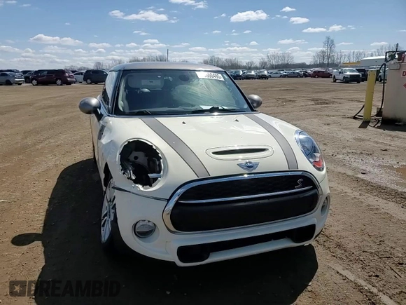 2017 MINI Hardtop Cooper S with VIN WMWXP7C38H2A45812, listed as a Copart auction lot 50660495 with 81,628 mi miles and Clean Title. Bid and sale history available at DreamBid. Image 14.