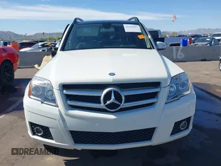 2011 Mercedes-Benz GLK 350 with VIN WDCGG5GB7BF651781, listed as a IAAI auction lot 42118517 with 100,167 mi miles and . Bid and sale history available at carsss.com. Image 12.