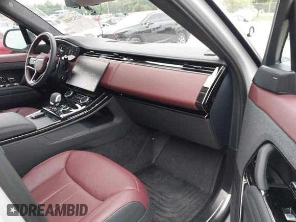 2023 Land Rover Range Rover Sport Autobiography z VIN SAL119E4XPA132200, wystawiony jako IAAI lot #42525401 z przebiegiem 14 435 mil mil oraz . Historia ofert i sprzedaży dostępna na DreamBid. Obrazek 5.