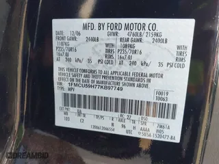 2007 Ford Escape Hybrid with VIN 1FMCU59H77KB97749, listed as a IAAI auction lot 41403183 with 1 mi miles. Bid and sale history available at carsss.com. Image 9.