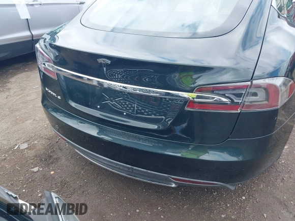2013 Tesla Model S с VIN 5YJSA1DG9DFP06457, выставлен на аукционе IAAI как лот 42432903 с пробегом 108 007 миль миль и . История ставок и продаж доступна на DreamBid. Изображение 16.