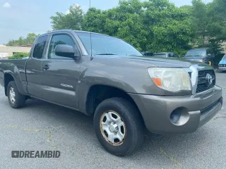 2011 Toyota Tacoma z VIN 5TFTX4CN6BX001865, wystawiony jako Copart lot #60272695 z przebiegiem 241 497 mil mil oraz Czysty tytuł • Clean title. Historia ofert i sprzedaży dostępna na DreamBid. Obrazek 1.