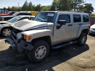 2006 Hummer H3 with VIN 5GTDN136968322812, listed as a Copart auction lot 69984324 with 212,167 mi miles and Clean Title. Bid and sale history available at carsss.com. Image 1.