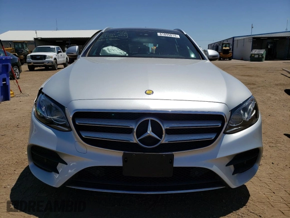2017 Mercedes-Benz E-Class E 400 Luxury with VIN WDDZH6GB2HA154702, listed as a Copart auction lot 61895014 with 56,094 mi miles and Salvage Title. Bid and sale history available at carsss.com. Image 5.