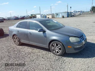 2006 Volkswagen Jetta 1.9L TDI с VIN 3VWDT81K76M707770, выставлен на аукционе IAAI как лот 42083751 с пробегом 262 228 миль миль и . История ставок и продаж доступна на DreamBid. Изображение 1.