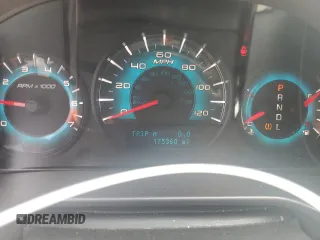 2010 Ford Fusion SE z VIN 3FAHP0HA0AR225294, wystawiony jako Copart lot #61219645 z przebiegiem 175 360 mil mil oraz Szkoda całkowita • Salvage title. Historia ofert i sprzedaży dostępna na DreamBid. Obrazek 9.