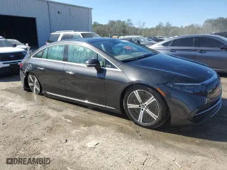 2023 Mercedes-Benz EQS with VIN W1KCG2DBXPA033002, listed as a Copart auction lot 42047594 with 8,826 mi miles. Bid and sale history available at carsss.com. Image 4.