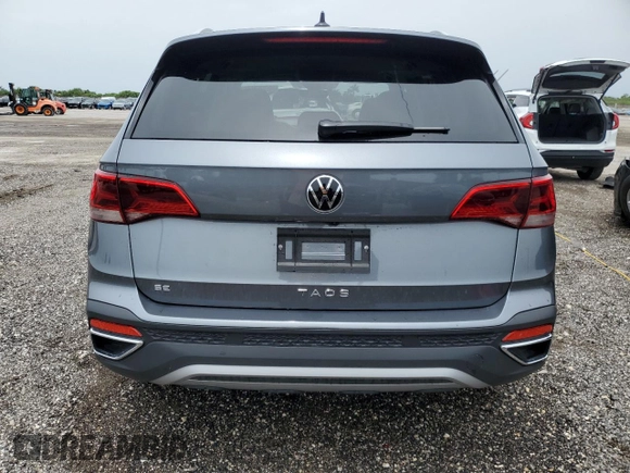 2024 Volkswagen Taos SE z VIN 3VVSX7B24RM131777, wystawiony jako Copart lot #59668105 z przebiegiem 11 100 mil mil oraz Nie do naprawy • Non repairable. Historia ofert i sprzedaży dostępna na DreamBid. Obrazek 6.