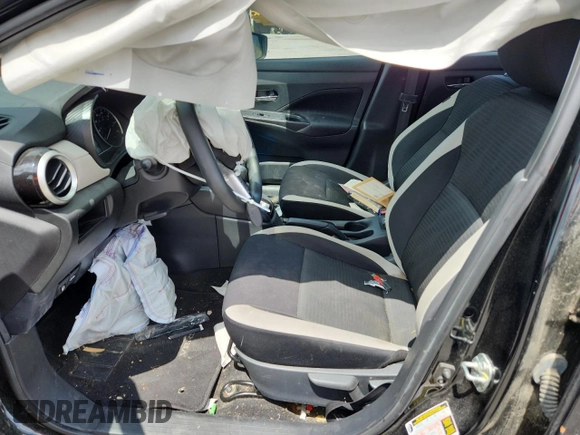 2021 Nissan Versa SV with VIN 3N1CN8EVXML881853, listed as a Copart auction lot 60497165 with 48,631 mi miles and Clean title. Bid and sale history available at DreamBid. Image 7.
