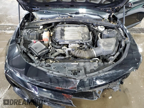 2017 Chevrolet Camaro 2SS z VIN 1G1FG1R72H0189573, wystawiony jako Copart lot #58092845 z przebiegiem 103 089 mil mil oraz Szkoda całkowita • Salvage title. Historia ofert i sprzedaży dostępna na DreamBid. Obrazek 11.