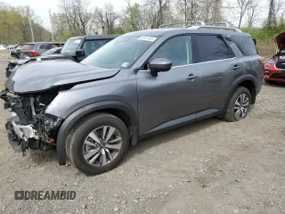 2023 Nissan Pathfinder SL z VIN 5N1DR3CC1PC234294, wystawiony jako Copart lot #54881485 z przebiegiem 29 442 mil mil oraz Szkody całkowita. Historia ofert i sprzedaży dostępna na DreamBid. Obrazek 1.
