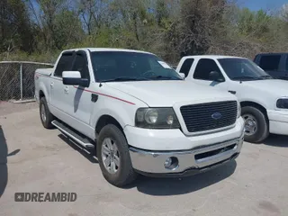 2008 Ford F-150 XL with VIN 1FTRW12W48KB81746, listed as a IAAI auction lot 41869042 with 224,104 mi miles. Bid and sale history available at carsss.com. Image 1.
