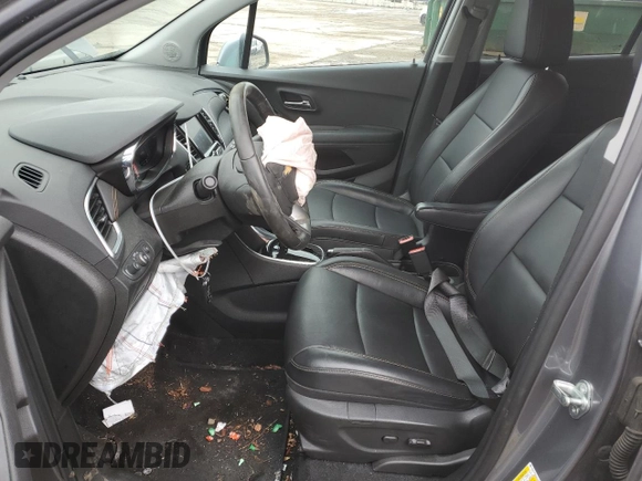 2020 Chevrolet Trax Premier with VIN 3GNCJRSB5LL271003, listed as a Copart auction lot 46986775 with 45,711 mi miles and Salvage title. Bid and sale history available at DreamBid. Image 7.