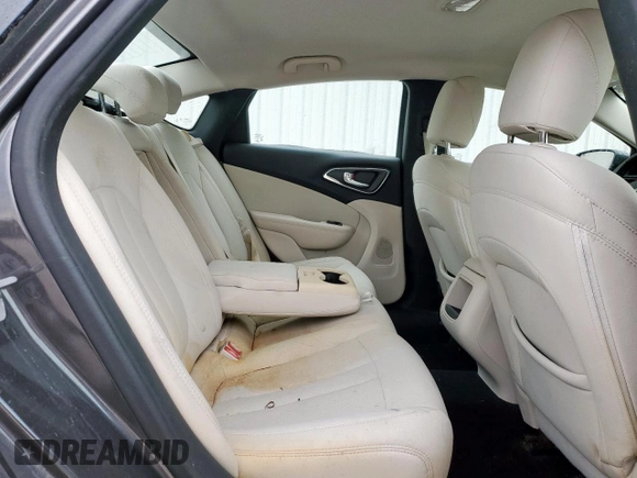 2015 Chrysler 200 Limited с VIN 1C3CCCAB5FN594946, выставлен на аукционе Copart как лот 66552845 с пробегом 59 431 миль миль и Списание • Salvage title. История ставок и продаж доступна на DreamBid. Изображение 10.
