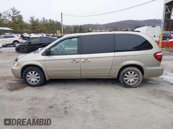 2005 Chrysler Town & Country Touring z VIN 2C8GP54L85R192954, wystawiony jako IAAI lot #41530918 z przebiegiem 242 193 mil mil oraz . Historia ofert i sprzedaży dostępna na DreamBid. Obrazek 14.