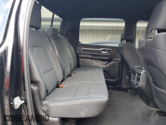 2022 Ram 1500 Big Horn z VIN 1C6SRFMT0NN294989, wystawiony jako Copart lot #47314515 z przebiegiem 46 063 mil mil oraz Szkoda całkowita • Salvage title. Historia ofert i sprzedaży dostępna na DreamBid. Obrazek 10.
