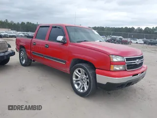 2007 Chevrolet Silverado 1500 LS with VIN 2GCEC13V371153707, listed as a IAAI auction lot 41832004 with 235,028 mi miles and . Bid and sale history available at DreamBid. Image 1.