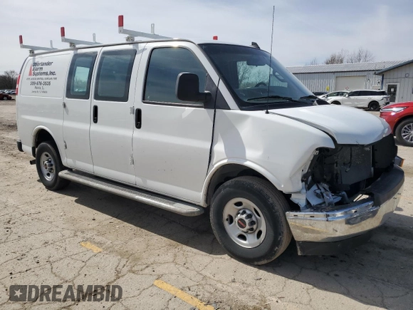 2022 GMC Savana Cargo z VIN 1GTW7AFP4N1147665, wystawiony jako Copart lot #54802085 z przebiegiem 42 261 mil mil oraz Szkody całkowita. Historia ofert i sprzedaży dostępna na DreamBid. Obrazek 4.