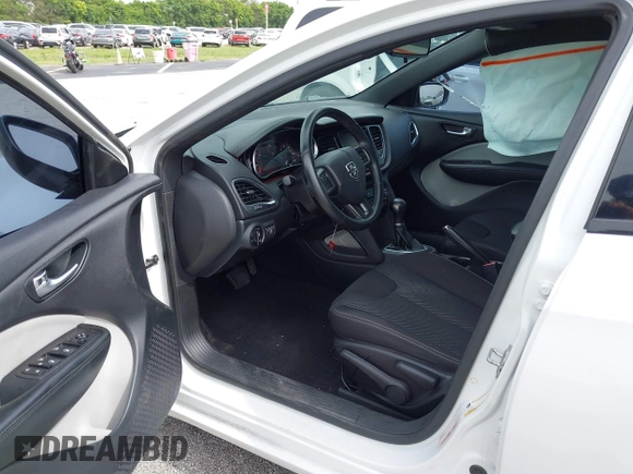 2015 Dodge Dart SXT с VIN 1C3CDFBB3FD146532, выставлен на аукционе IAAI как лот 42614995 с пробегом 119 679 миль миль и . История ставок и продаж доступна на DreamBid. Изображение 5.