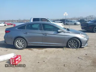 2019 Hyundai Sonata SE with VIN 5NPE24AF6KH750034, listed as a IAAI auction lot 41511943 with 116,871 mi miles. Bid and sale history available at carsss.com. Image 13.