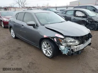 2014 Lexus CT 200h Hybrid with VIN JTHKD5BH8E2193974, listed as a IAAI auction lot 41456670 with 141,773 mi miles. Bid and sale history available at carsss.com. Image 1.