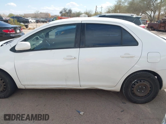 2012 Toyota Yaris with VIN JTDBT4K31CL027631, listed as a IAAI auction lot 41799191 with Not Provided miles and . Bid and sale history available at DreamBid. Image 13.