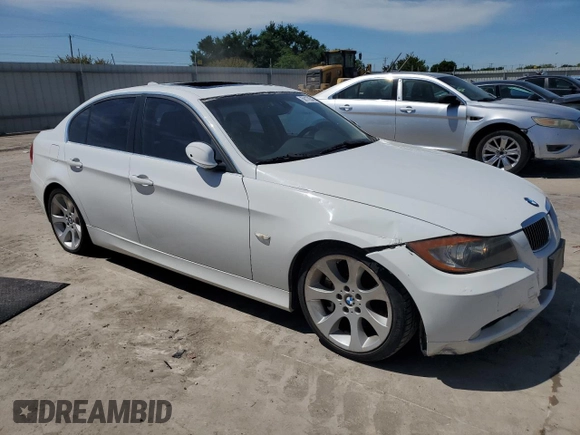 2008 BMW 3 Series 335i z VIN WBAVB73538KY63713, wystawiony jako Copart lot #56179545 z przebiegiem 82 967 mil mil oraz Szkoda całkowita • Salvage title. Historia ofert i sprzedaży dostępna na DreamBid. Obrazek 4.