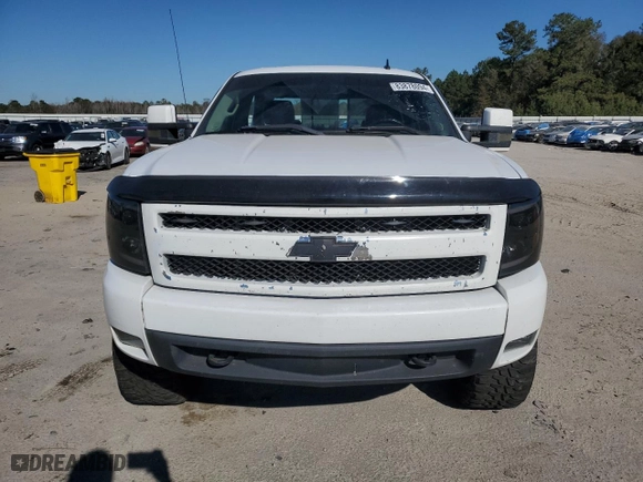 2007 Chevrolet Silverado 1500 LT w/1LT with VIN 2GCEK13M671550709, listed as a Copart auction lot 83878094 with 239,712 mi miles and Salvage Title. Bid and sale history available at carsss.com. Image 5.