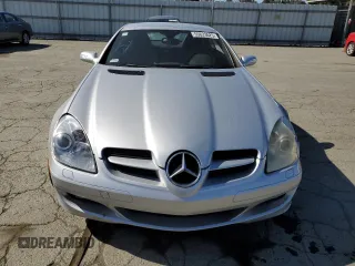 2005 Mercedes-Benz SLK 230/320 with VIN WDBWK56F05F043625, listed as a Copart auction lot 55623625 with 170,798 mi miles and Salvage title. Bid and sale history available at DreamBid. Image 5.