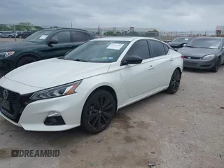 2022 Nissan Altima SR z VIN 1N4BL4CV3NN424416, wystawiony jako IAAI lot #42127183 z przebiegiem 8 881 mil mil oraz . Historia ofert i sprzedaży dostępna na DreamBid. Obrazek 17.