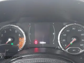 2018 Jeep Renegade Latitude z VIN ZACCJBBB0JPH37537, wystawiony jako IAAI lot #42266187 z przebiegiem 79 098 mil mil oraz . Historia ofert i sprzedaży dostępna na DreamBid. Obrazek 7.