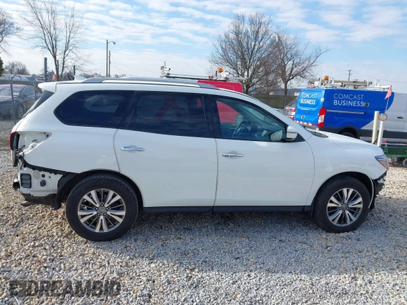 2019 Nissan Pathfinder SV with VIN 5N1DR2MM8KC622441, listed as a IAAI auction lot 41865931 with 80,013 mi miles. Bid and sale history available at carsss.com. Image 14.