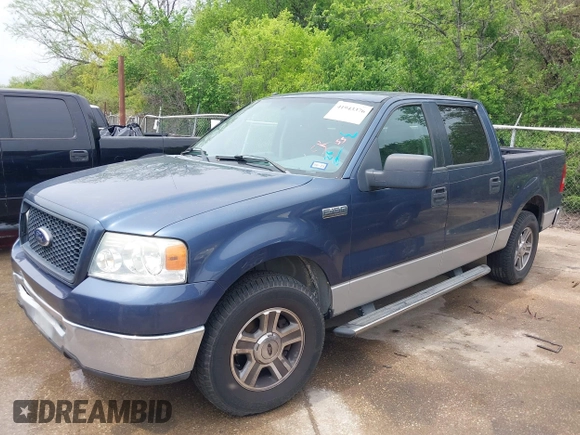 2006 Ford F-150 XLT with VIN 1FTPW12586FA36195, listed as a IAAI auction lot 41943376 with 158,320 mi miles. Bid and sale history available at carsss.com. Image 2.