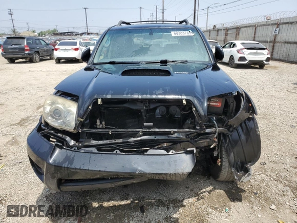 2008 Toyota 4Runner SR5 z VIN JTEZU14R38K007773, wystawiony jako Copart lot #60288785 z przebiegiem 199 368 mil mil oraz Czysty tytuł • Clean title. Historia ofert i sprzedaży dostępna na DreamBid. Obrazek 5.