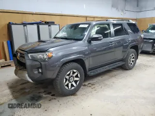 2021 Toyota 4Runner TRD Off Road Premium with VIN JTERU5JR1M5841349, listed as a Copart auction lot 59751845 with 44,696 mi miles and Clean title. Bid and sale history available at DreamBid. Image 1.