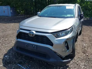 2021 Toyota RAV4 XLE с VIN 2T3P1RFV2MC177476, выставлен на аукционе IAAI как лот 42603949 с пробегом 39 457 миль миль и . История ставок и продаж доступна на DreamBid. Изображение 12.