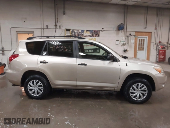 2008 Toyota RAV4 with VIN JTMZD33V286070452, listed as a IAAI auction lot 41793963 with 125,900 mi miles. Bid and sale history available at carsss.com. Image 13.