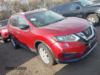2018 Nissan Rogue SV z VIN 5N1AT2MVXJC840490, wystawiony jako IAAI lot #42113206 z przebiegiem Nie podano mil oraz . Historia ofert i sprzedaży dostępna na DreamBid. Obrazek 1.