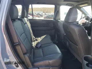 2024 Honda Passport EX-L z VIN 5FNYF8H56RB003516, wystawiony jako Copart lot #46189775 z przebiegiem 18 419 mil mil oraz Szkody całkowita. Historia ofert i sprzedaży dostępna na DreamBid. Obrazek 11.