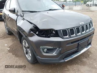 2019 Jeep Compass Limited z VIN 3C4NJDCBXKT747585, wystawiony jako IAAI lot #42209573 z przebiegiem 79 740 mil mil oraz . Historia ofert i sprzedaży dostępna na DreamBid. Obrazek 6.