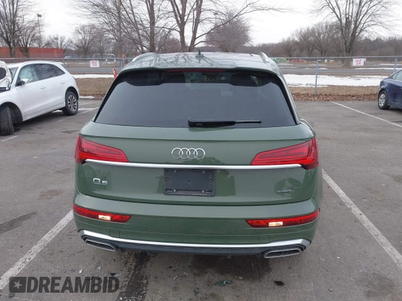 2024 Audi Q5 S line Premium with VIN WA1GAAFY4R2007480, listed as a IAAI auction lot 41315048 with 19,093 mi miles. Bid and sale history available at carsss.com. Image 16.